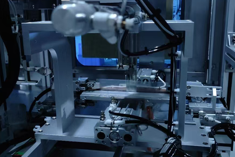 自动化组装装备：：：现代制造业的焦点推动力